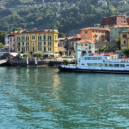 Apartament Black And White