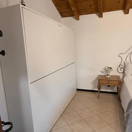 Black And White Locate Bergamasco